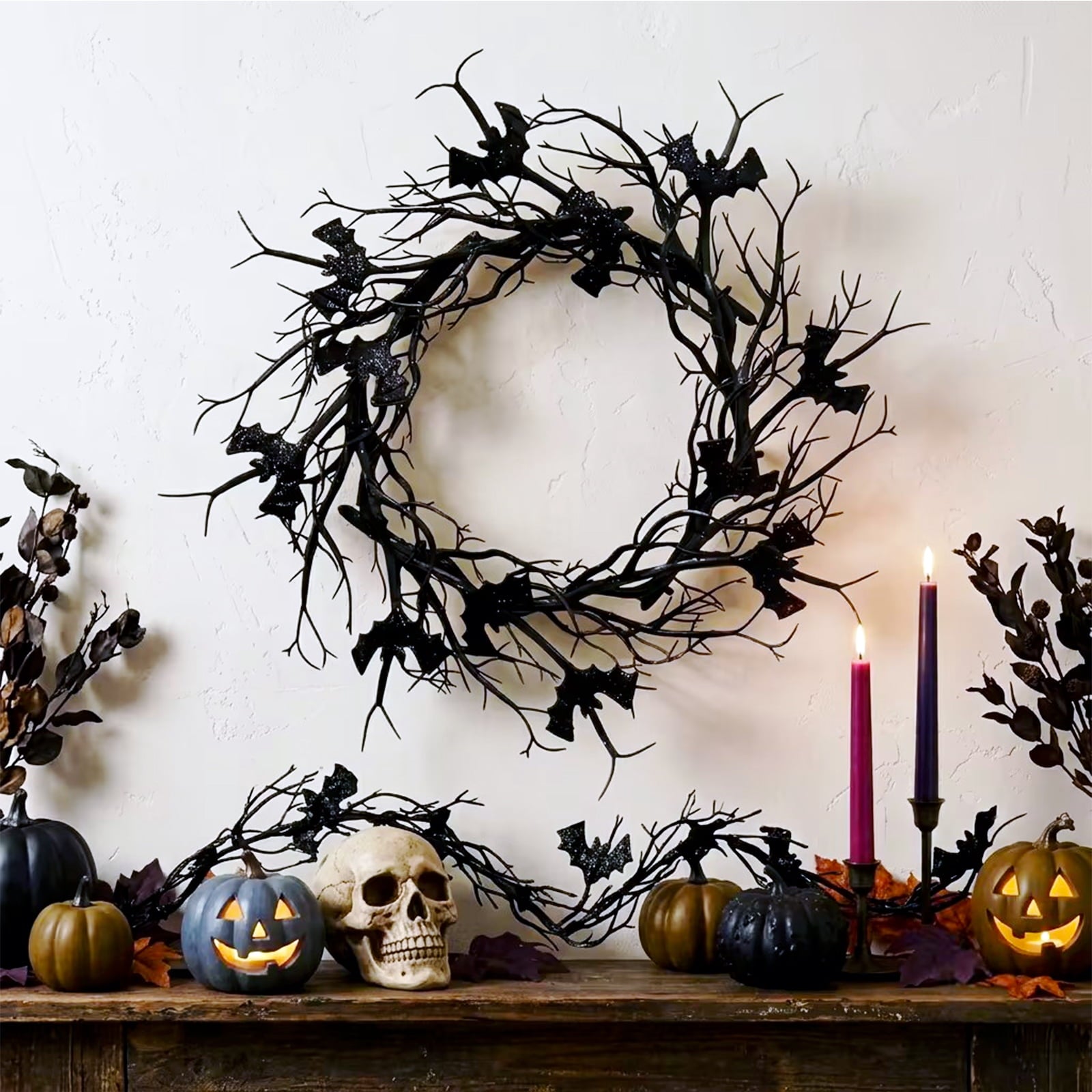 WWC Halloween Wreath, 18 inch Black Bats and Bare Branch Wreath, Gothic Halloween Decor Twig Wreath for Halloween Party Front Door Porch and Fireplace
