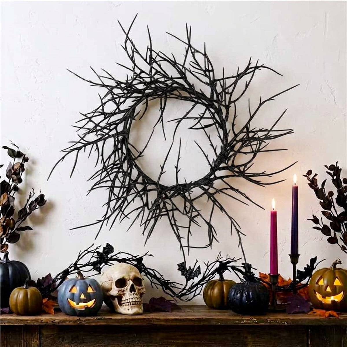 WWC Halloween Wreath, 18 inch Black Bats and Bare Branch Wreath, Gothic Halloween Decor Twig Wreath for Halloween Party Front Door Porch and Fireplace