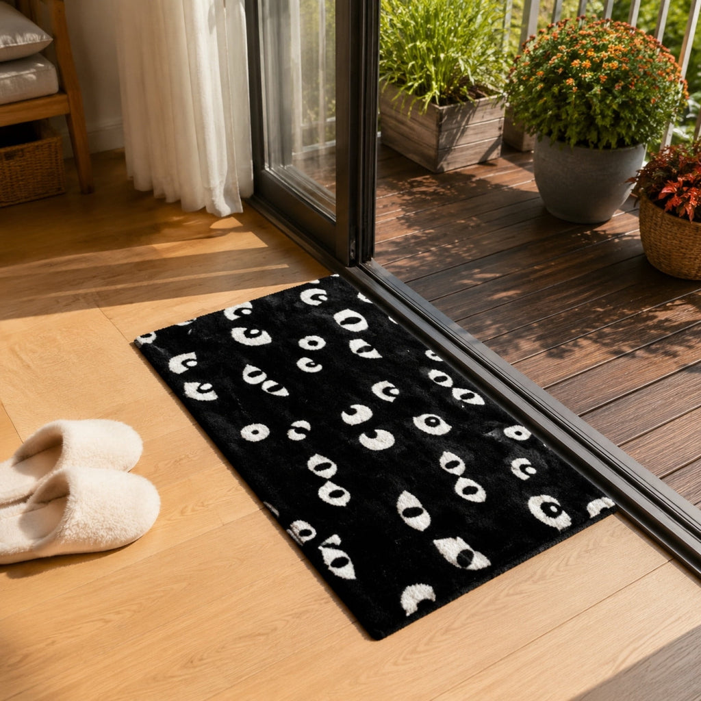 AHGQT Funny Green Eyes Cat Bathroom Rug, 31’’x19’’ Non Slip Machine Washable Mat, Spooky Halloween Rug Decor for Home Bedroom Shower Floor