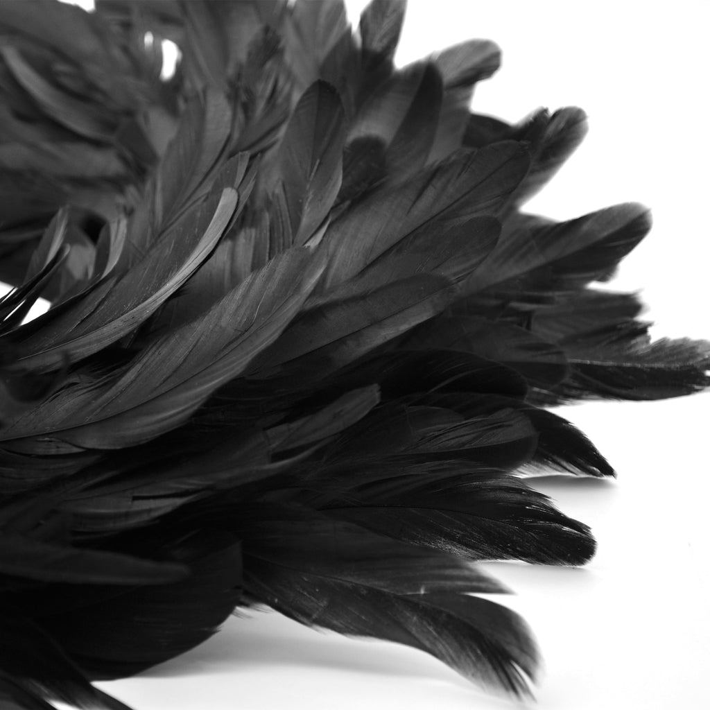 Joyfy Black Feathers Halloween Wreath for Front Door, 13.5" Wreath for Door Window Porch Thanksgiving Halloween Decor, Spooky Scene Party Favors, Halloween Photo Props,Indoor Outdoor Party De