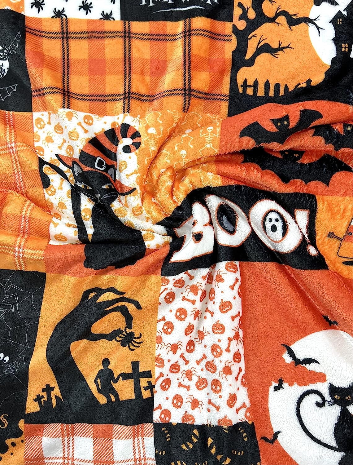 Serafina Home Halloween Throw Blanket: Fuzzy Boo! Jack O'Lantern Spider Webs Skull and Black Cats Print on Velvet Fleece for Sofa Bed Couch Chair Dorm
