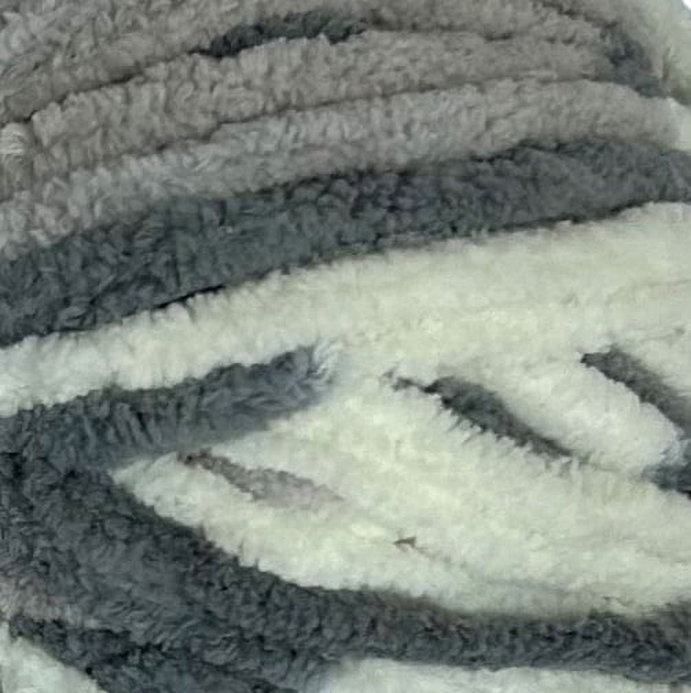 Mainstays Cozy Chenille Yarn, 220 yd, Arctic White, 100% Polyester, Bulky