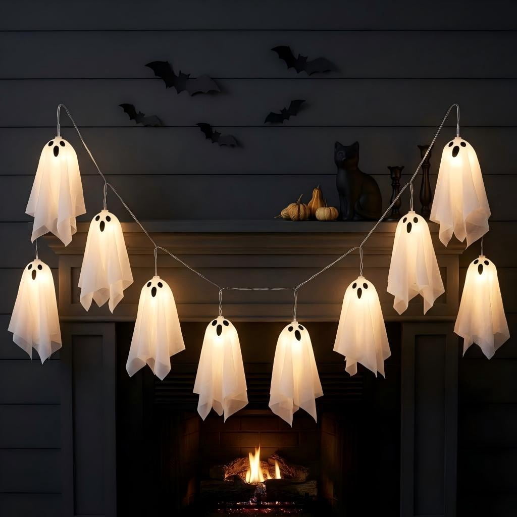 8.2FT Light Up Halloween Ghost String Lights,10 PCS Spooky Ghost Garlands, Cute Ghosts with Remote Control & 8 Lighting Modes for Outdoor Yard & Indoor Party Halloween Decor