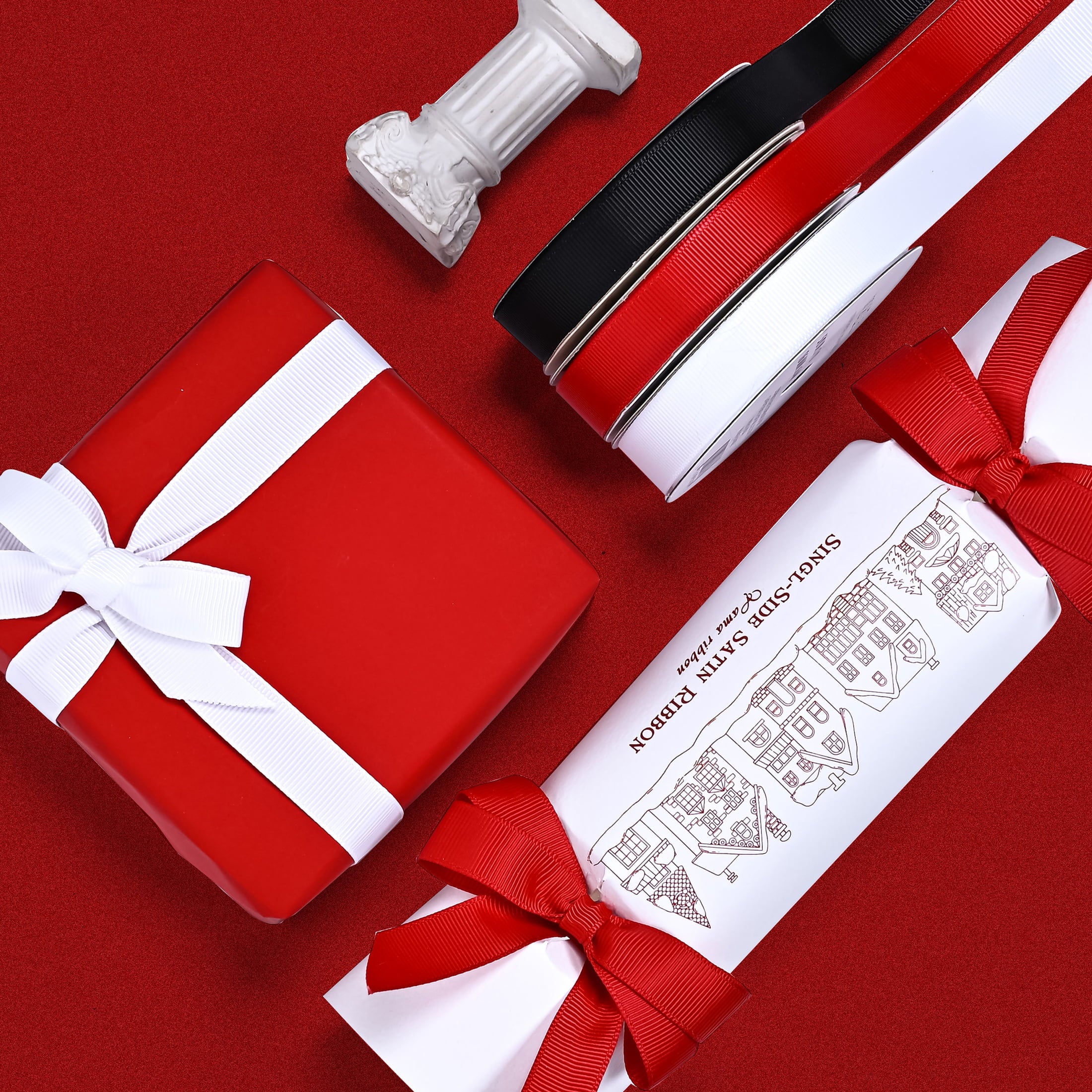Gwen Studios 5/8" Red Grosgrain Ribbon, 7 Yards