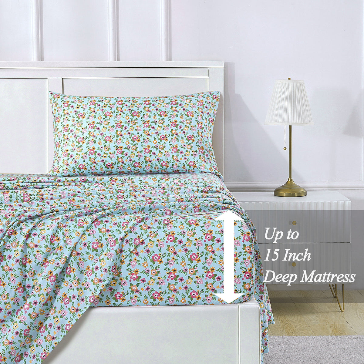 Summerween Crafted by Catherine Full 4-Piece Sheet Set, Black & White Nautical Ghosts