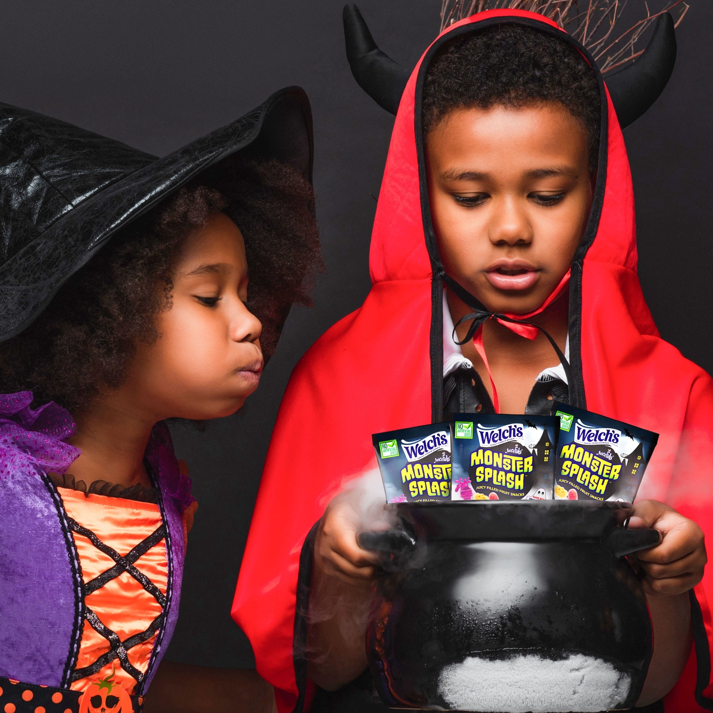 Welch's Juicefuls Monster Splash, Halloween Soft Kids Snacks, 0.5 oz, 16 Count