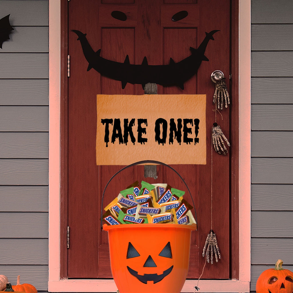 Snickers Fun Size Chocolate Halloween Candy Variety Assortment - 35 Ct Bulk Bag