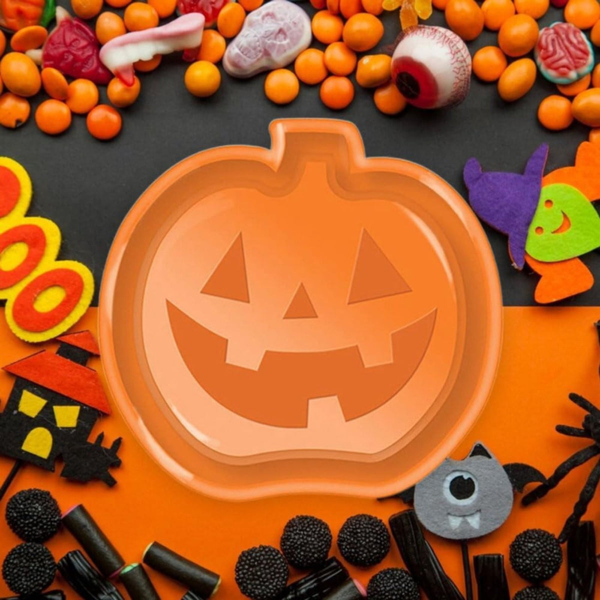 Halloween Bat Plates Plastic Bat Plates Black Halloween Party Supplies Halloween Snack Candy Dessert Plates for Halloween Party Birthday Party Table Decoration-Black-1 Pcs