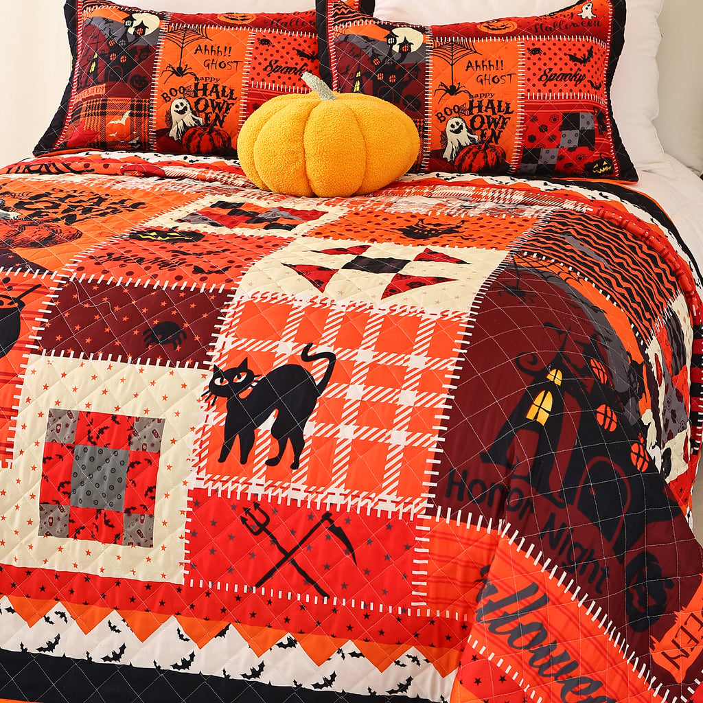 Evenhug Halloween Quilt Set,3-Piece Queen Size Bat Crow Pumpkin Halloween Themed Bedding Set Reversible Coverlet Set with 2 Pillow Shams
