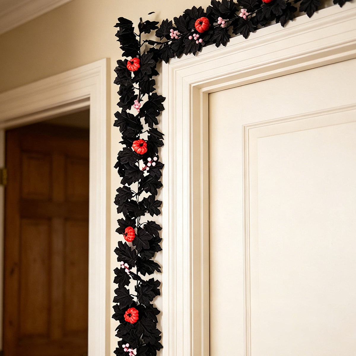 WKSCLPAI Halloween Maple Leaf Garland, Fall Vine Wreaths for Autumn Festivities Decor,Seasonal Garlands for Home,Halloween & Fall Decorations