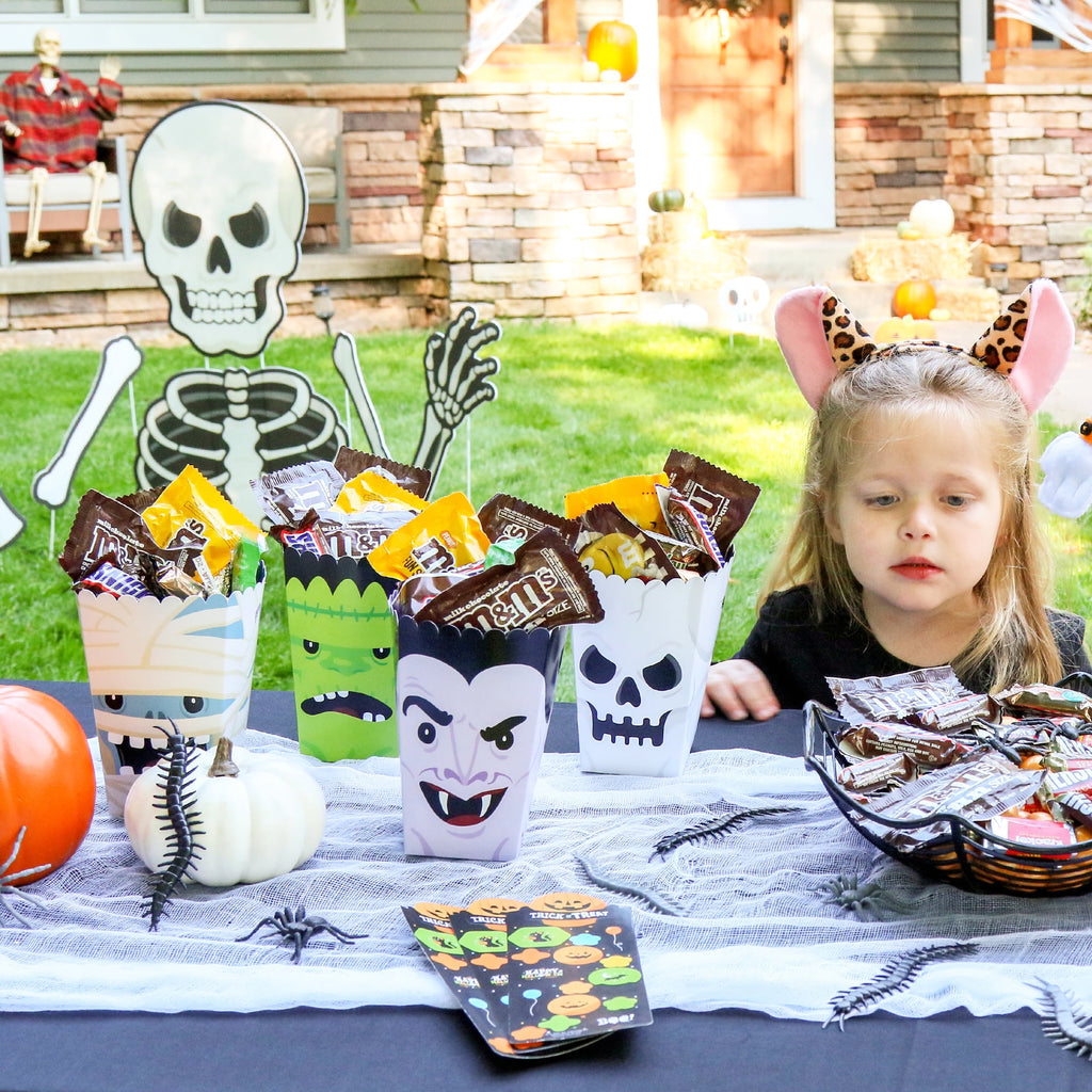 Big Dot of Happiness Halloween Monsters - Skeleton, Dracula, Frankenstein, and Mummy Party Favor Popcorn Treat Boxes - Set of 12