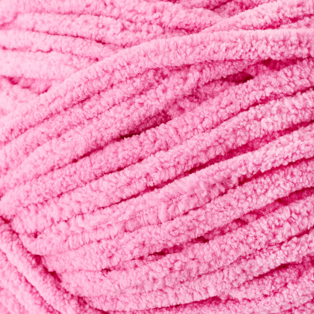 Mainstays Cozy Chenille Yarn, 220 yd, Arctic White, 100% Polyester, Bulky
