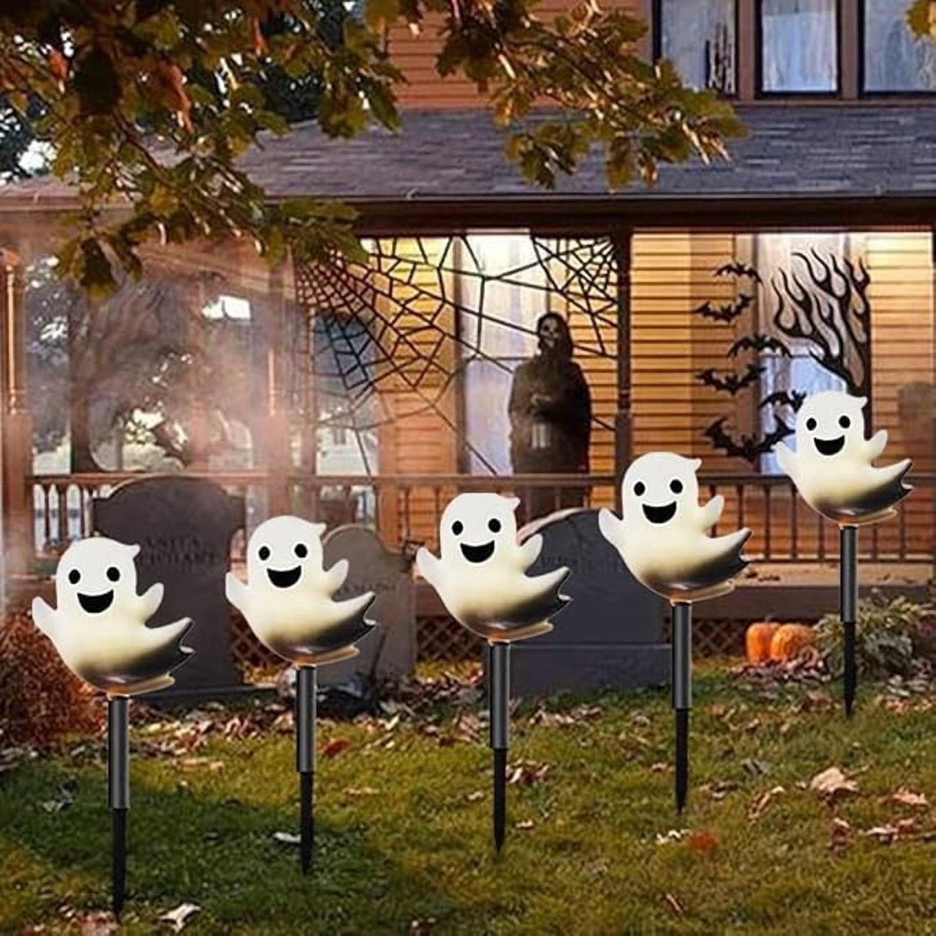 Btomtd 5pcs Solar Halloween Ground Lights Outdoor Insertion Lamp with Pumpkin Ghost and Skull Decor Solar Powered LED Light for Courtyard Pathway Lighting, White