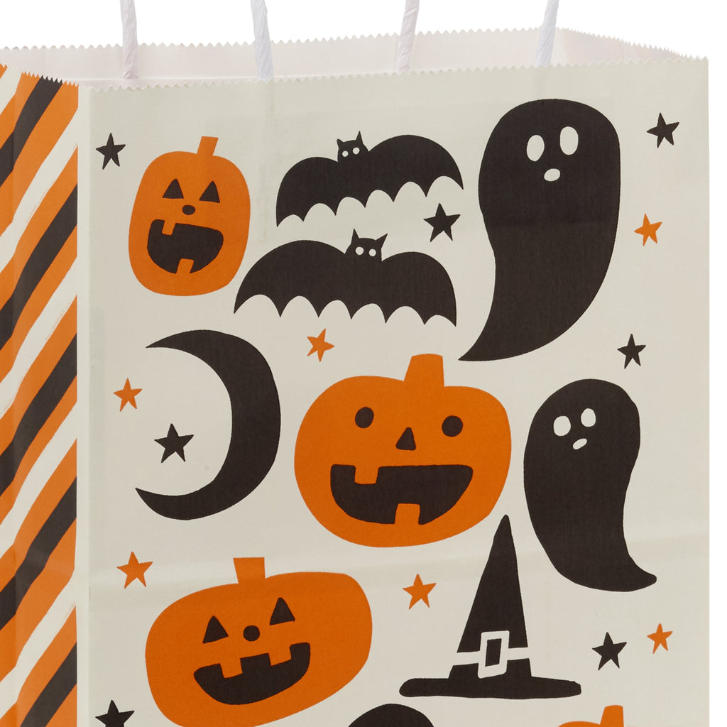 Hallmark Medium Halloween Gift Bag (Pumpkins, Ghosts and Bats), 1 Count