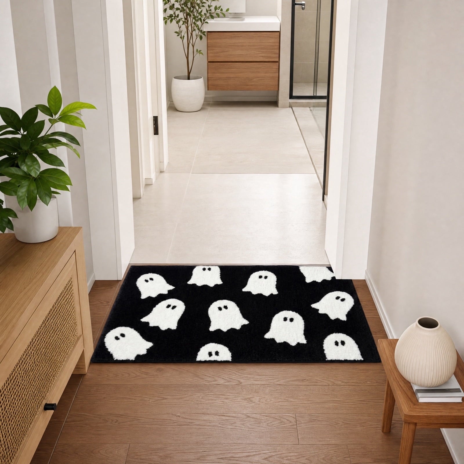 Halloween Ghost Door Mat, Cute Welcome Mat for Front Door Porch Entryway Haunted Outdoor Decor Spooky Decorative Entrance Doormat Non Slip Halloween Rug, 16" x 24"