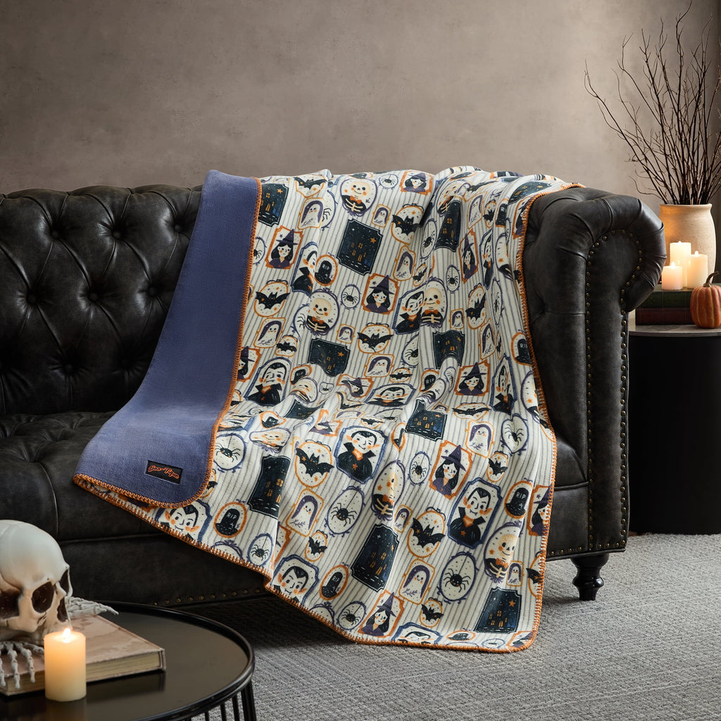 Boo-tique Halloween Plush Soft Oversized Couch Throw Blanket, Cats and Pumpkins, Orange, 50 x 72 in