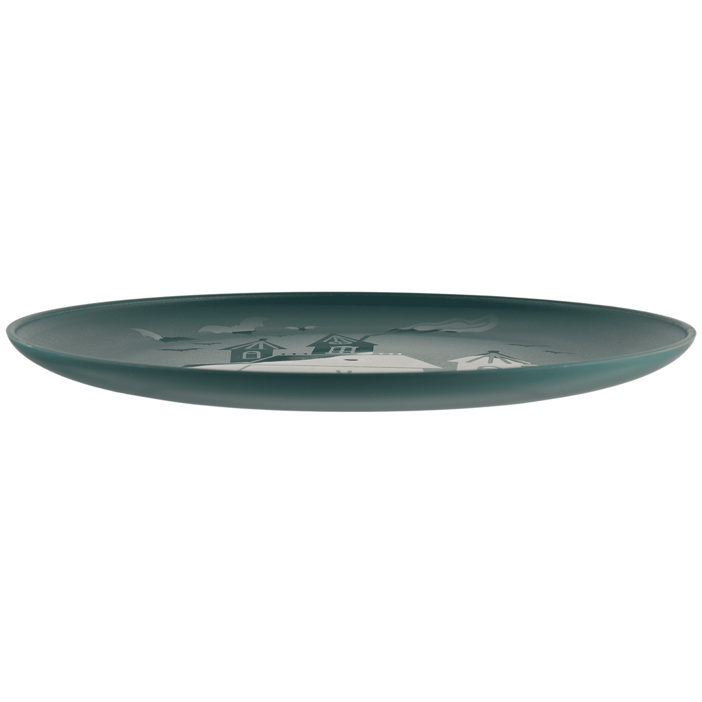 Mainstays 10.5 in Round Plastic Halloween Bats Dinner Plate, Black