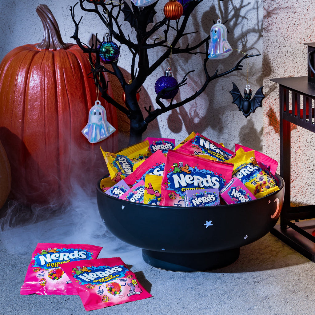 Nerds Halloween Assorted Candy, Halloween Trick-or-Treat Variety Bag, NERDS Gummy Clusters, Big Chewy, Originals Strawberry and Grape, 70 Count, 32.21 Ounces