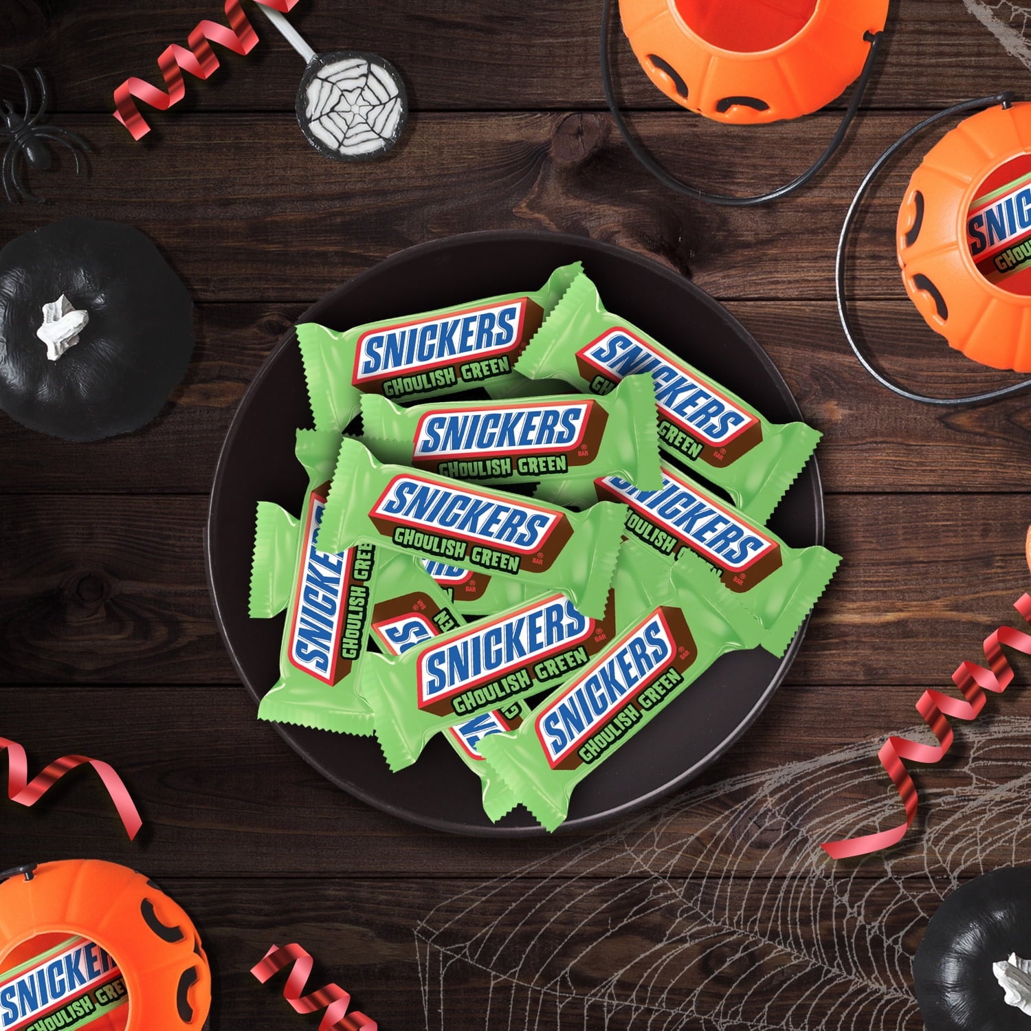 Snickers Ghoulish Green Milk Chocolate Halloween Candy Bars - 9.69 oz Bag