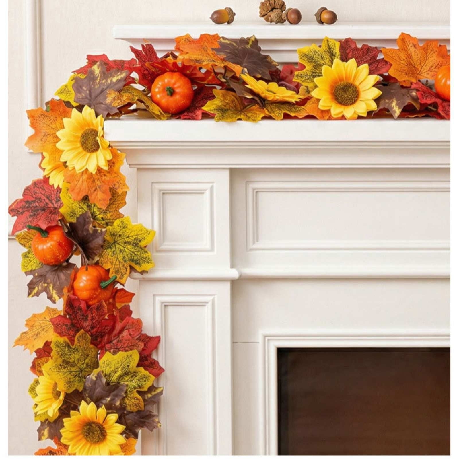 WKSCLPAI Halloween Maple Leaf Garland, Fall Vine Wreaths for Autumn Festivities Decor,Seasonal Garlands for Home,Halloween & Fall Decorations